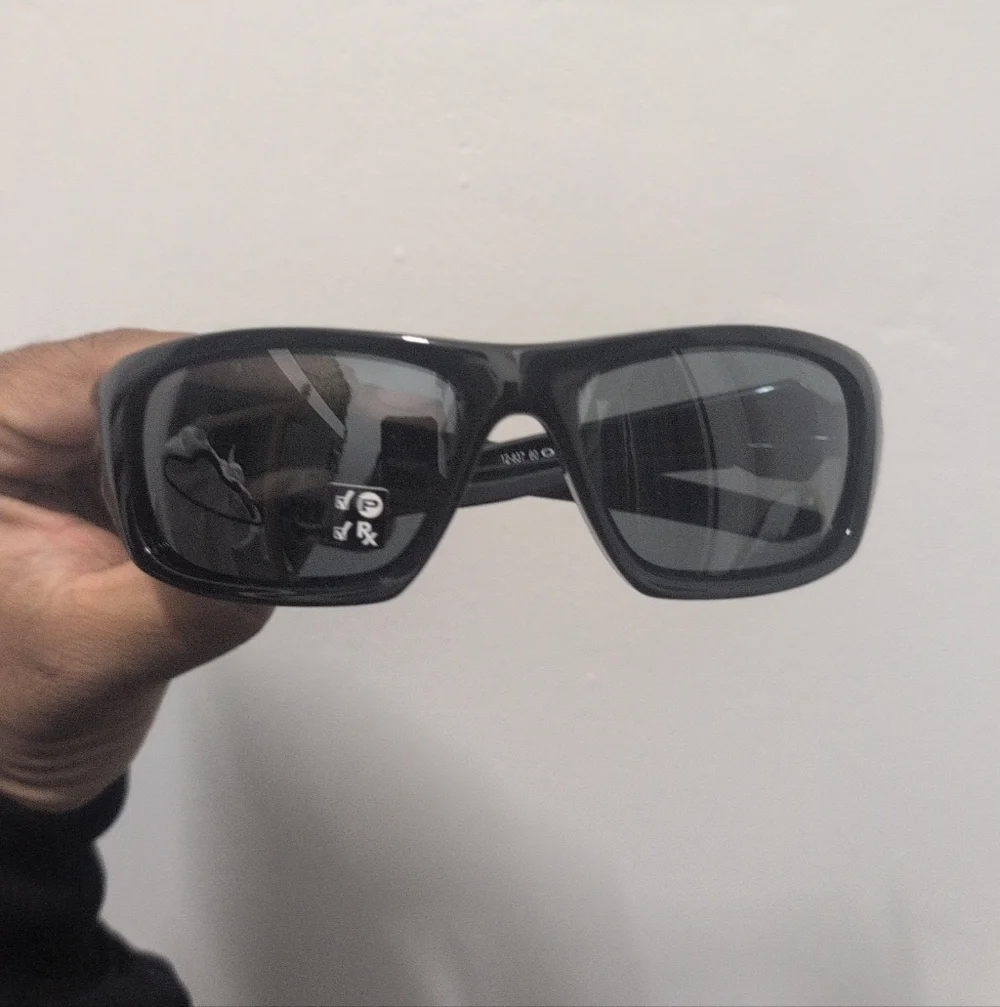 Oakley Valve Black Sunglasses NWOC